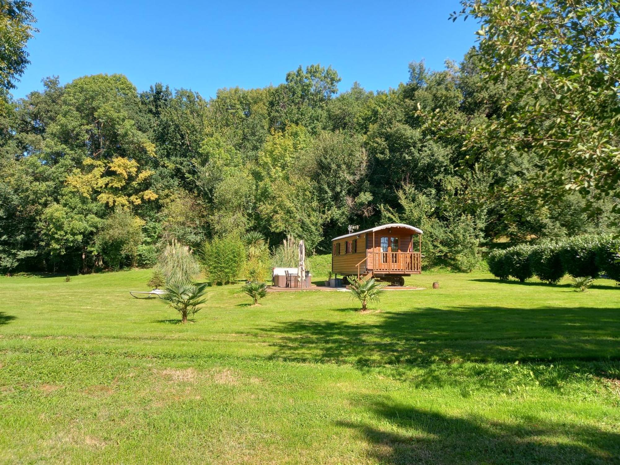 فيلا L'Oasis Des Pyrenees Campuzan المظهر الخارجي الصورة
