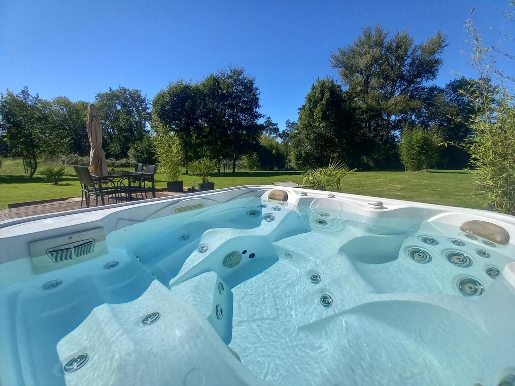 فيلا L'Oasis Des Pyrenees Campuzan المظهر الخارجي الصورة